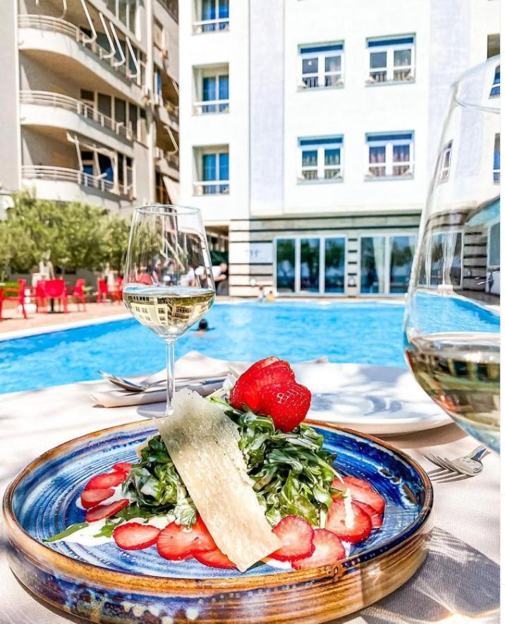 Hotel Majestic Durrës Exterior foto